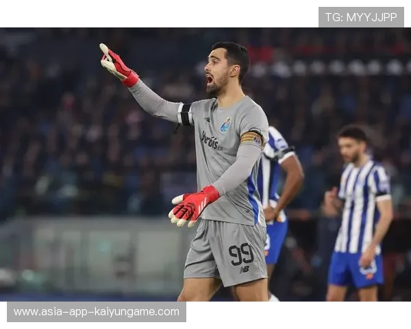 波尔图将关注防守稳定性引入适配性后卫，成就新赛季防线核心